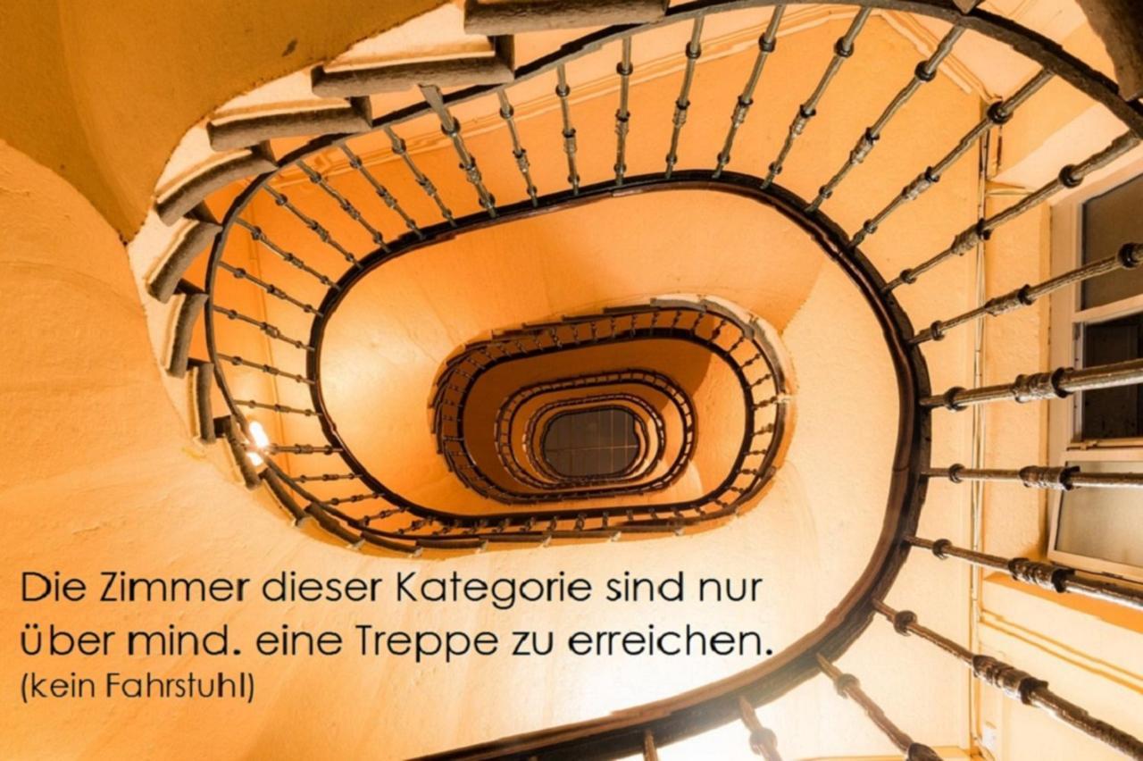 Hofhotel Kraehenberg Gromitz Ruang foto