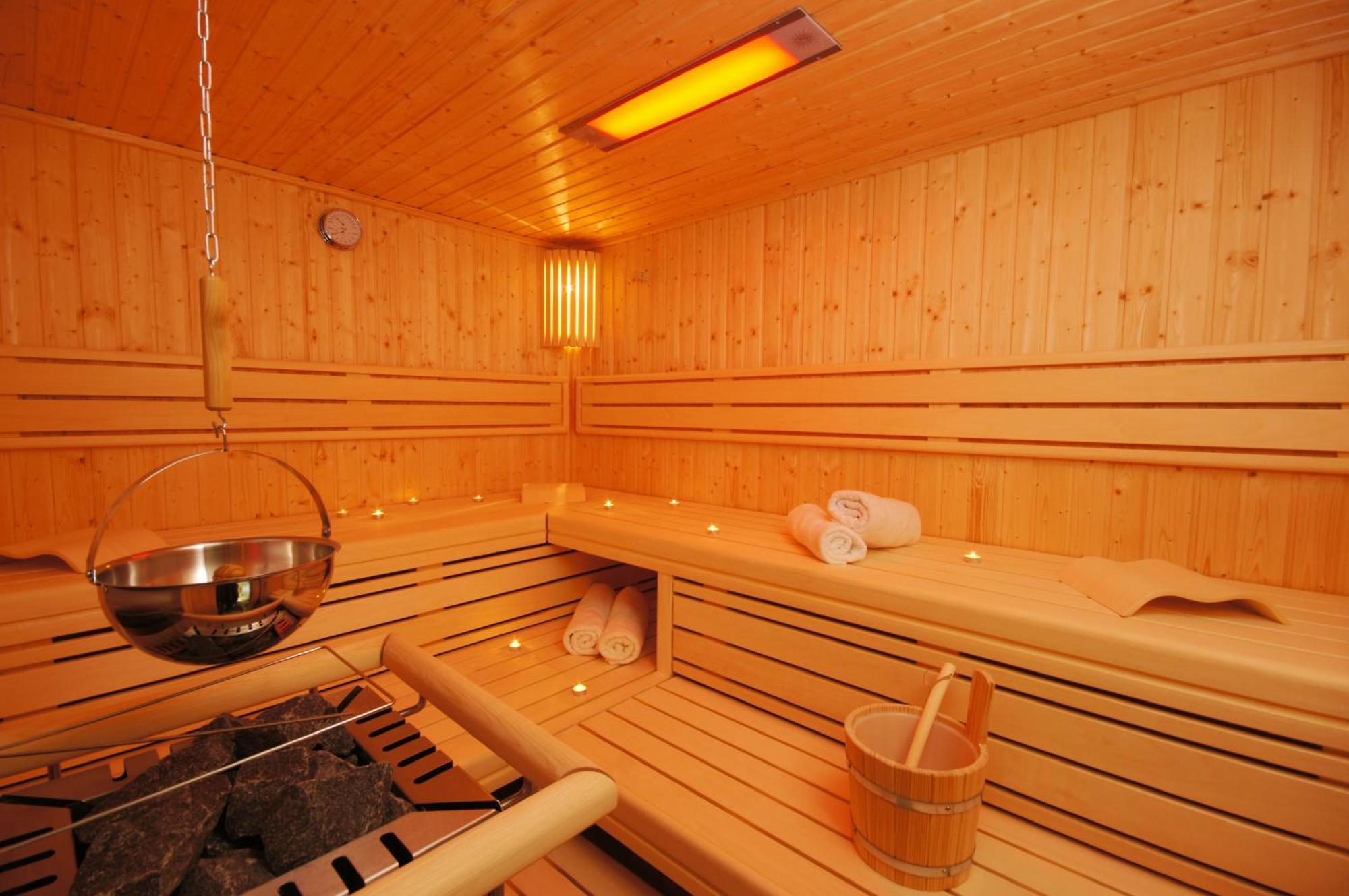 Hofhotel Kraehenberg Gromitz Bagian luar foto