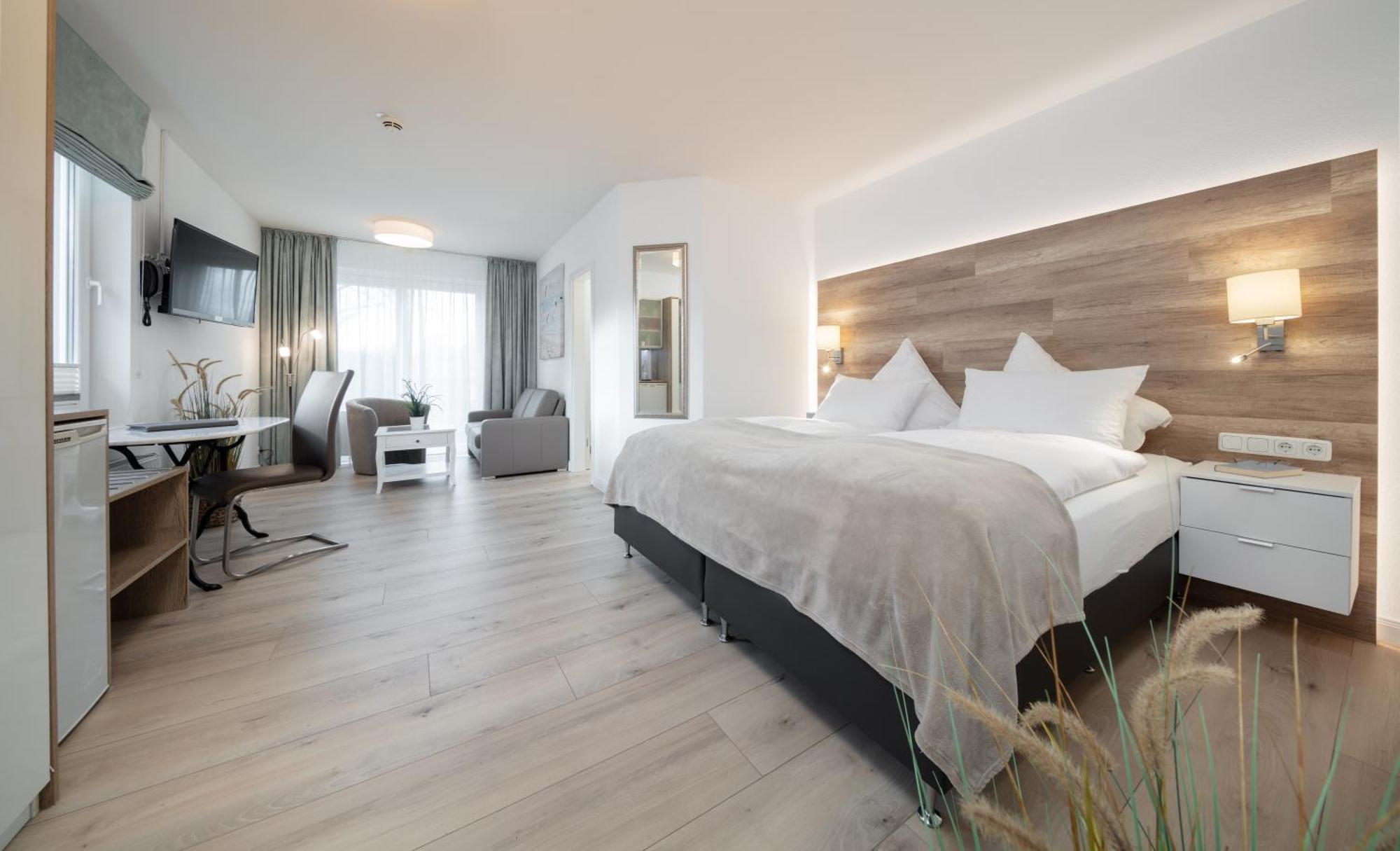 Hofhotel Kraehenberg Gromitz Ruang foto