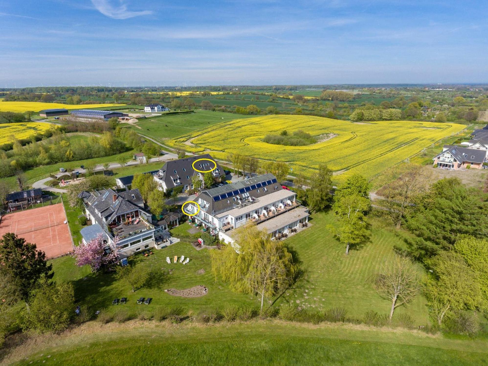 Hofhotel Kraehenberg Gromitz Ruang foto