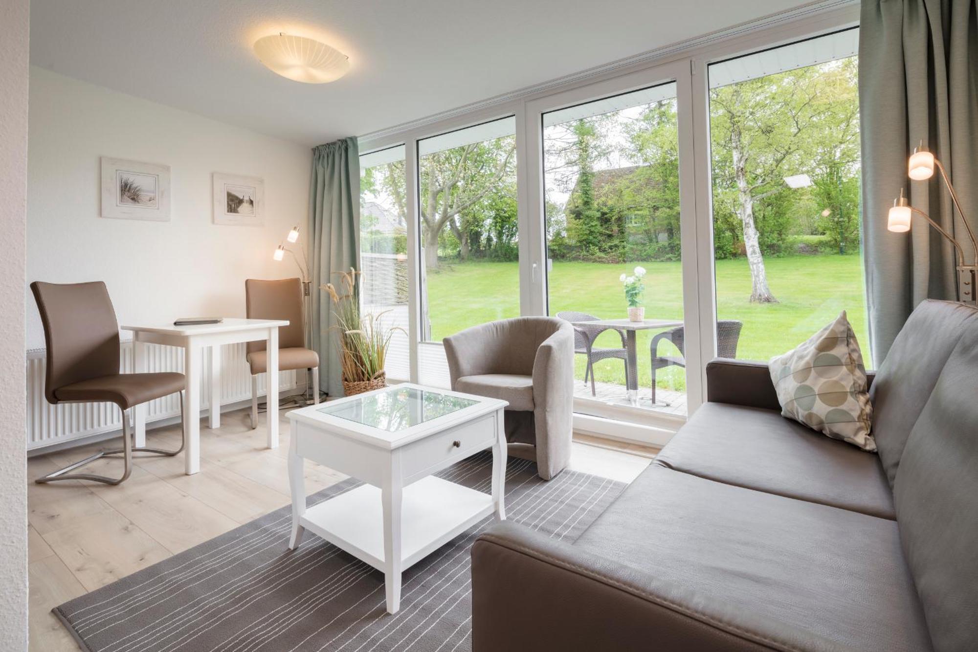 Hofhotel Kraehenberg Gromitz Ruang foto
