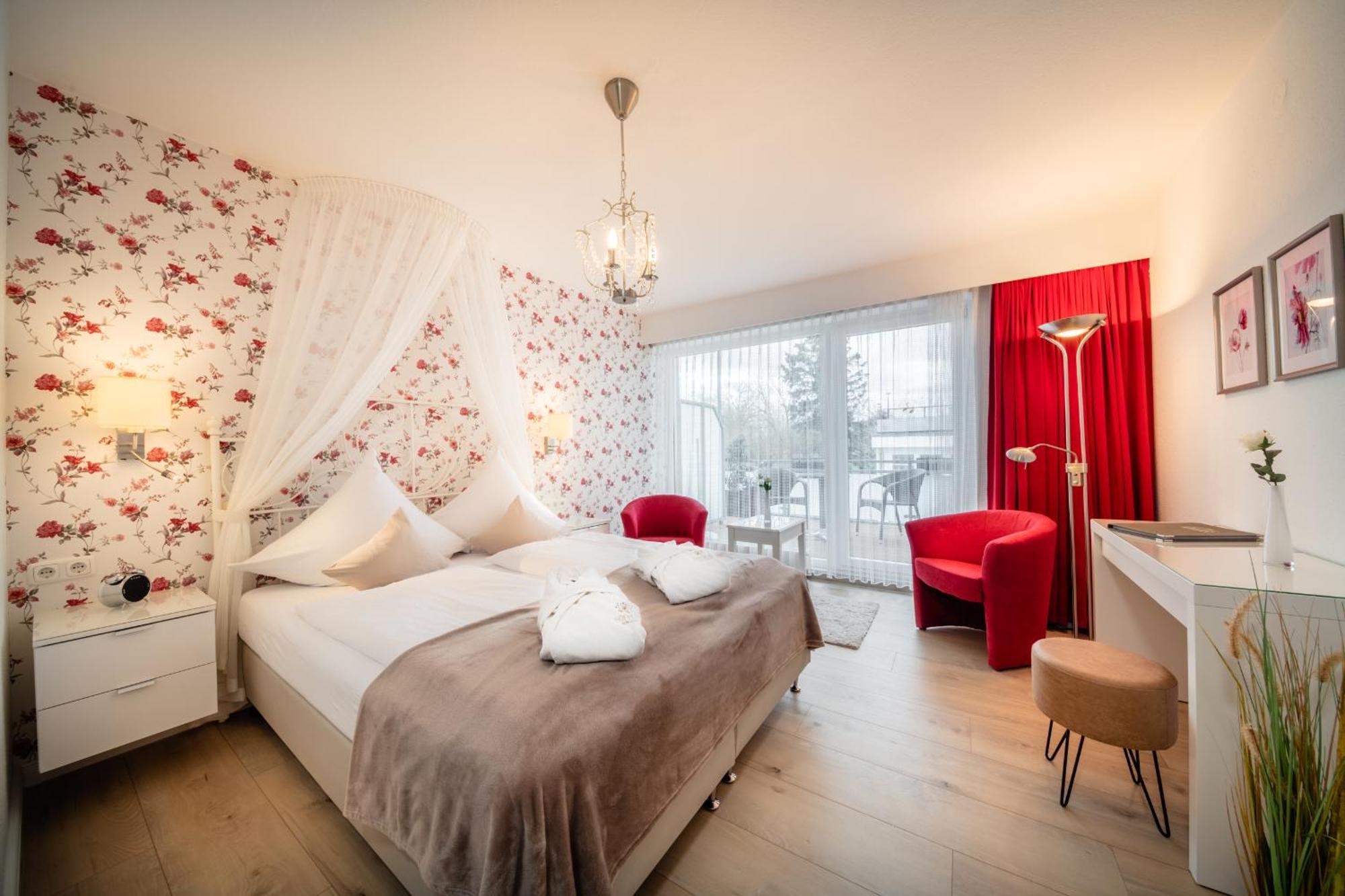 Hofhotel Kraehenberg Gromitz Ruang foto
